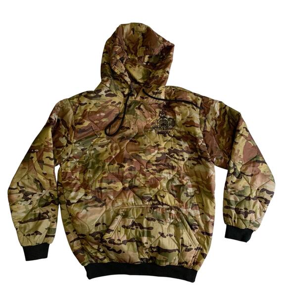 Airborne Stay Devils Size M Woodland BDU Quilted Pullover Poncho Liner Jacket - Picture 1 of 13